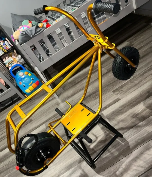 Yellow Grossy Minibikes Roller